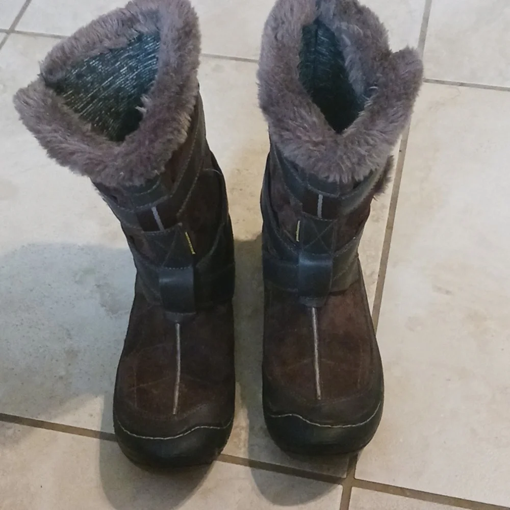 Privo by Clark's boots